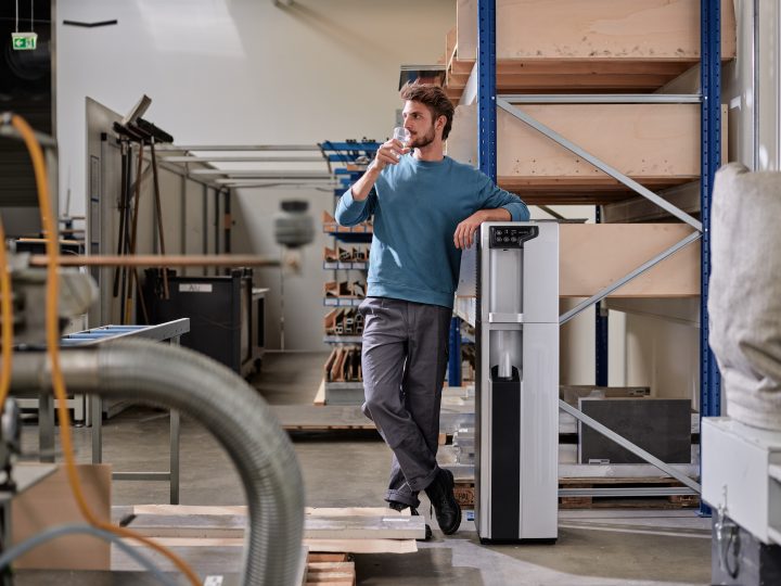 Festwasserspender in Werkstätten und Produktionshallen