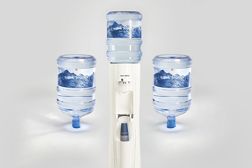 Wasserspender mit ALpenwasserflaschen Produktfoto