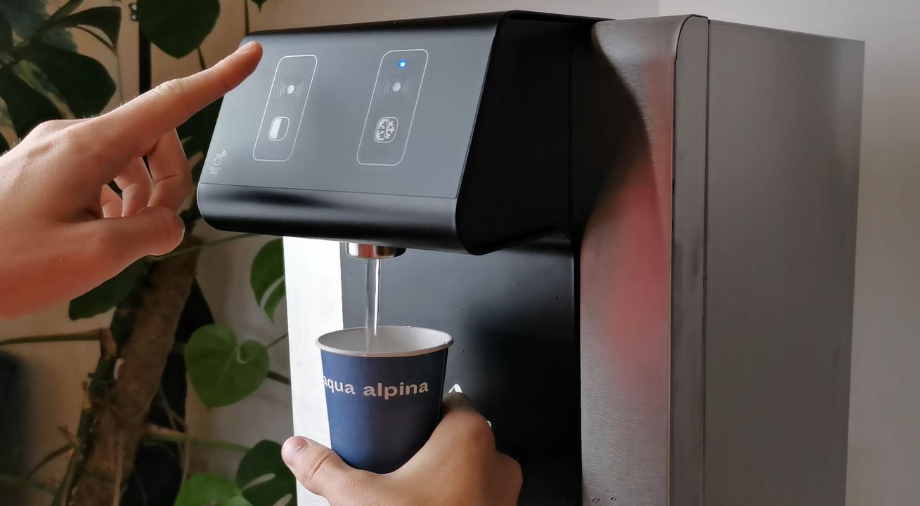 Soda Premium Touchless Wasserentnahme Soda Premium Touchless Wasserentnahme